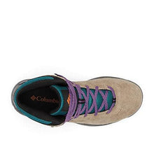Columbia Women's Newton Ridge Bc Hiking Shoe, Wet Sand/Cedar, 7