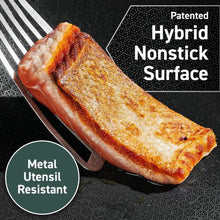 HexClad Hybrid Nonstick 35 cm Frying Pan with Steel Lid, Dishwasher and Oven Safe, Induction Ready, Compatible with All Cooktops